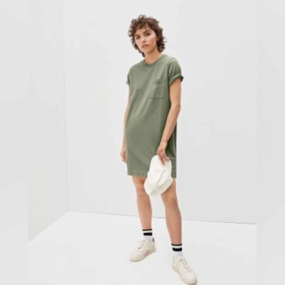 Everlane Cotton Weekend Tee Dress M Artichoke Green Relaxed Fit NEW